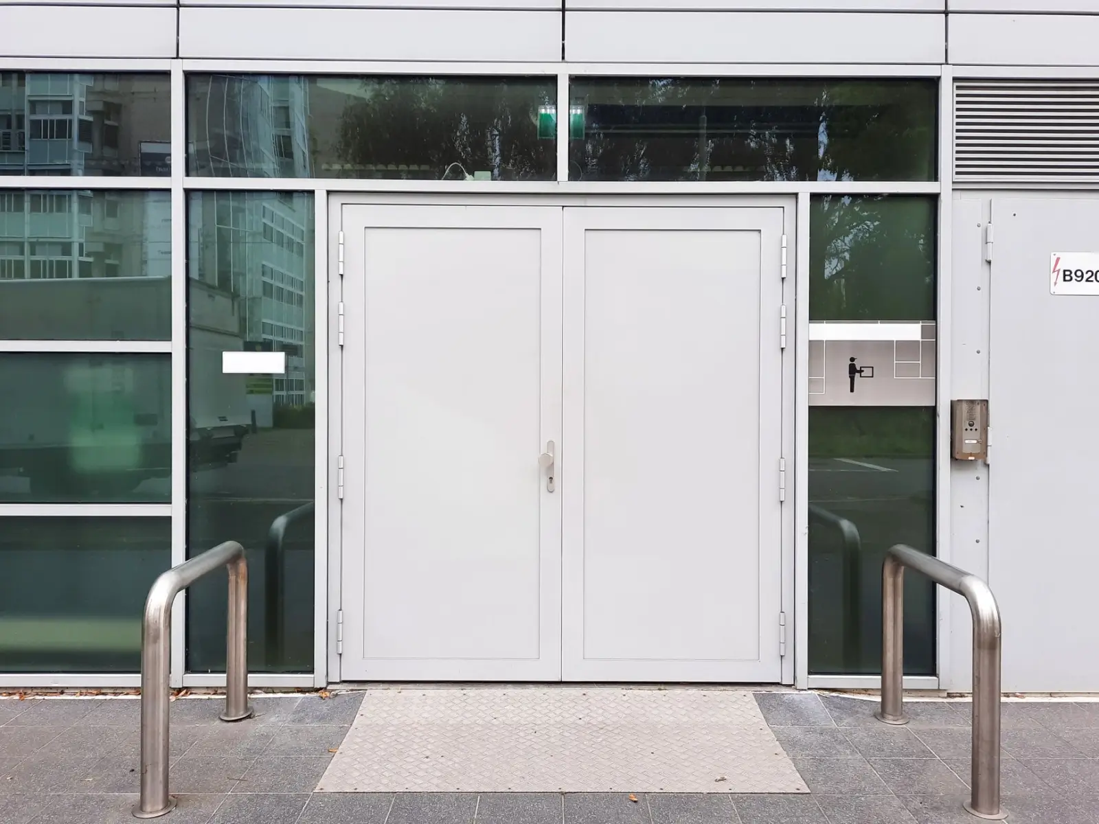 济南速特数控设备加工中心参数对比与选型建议