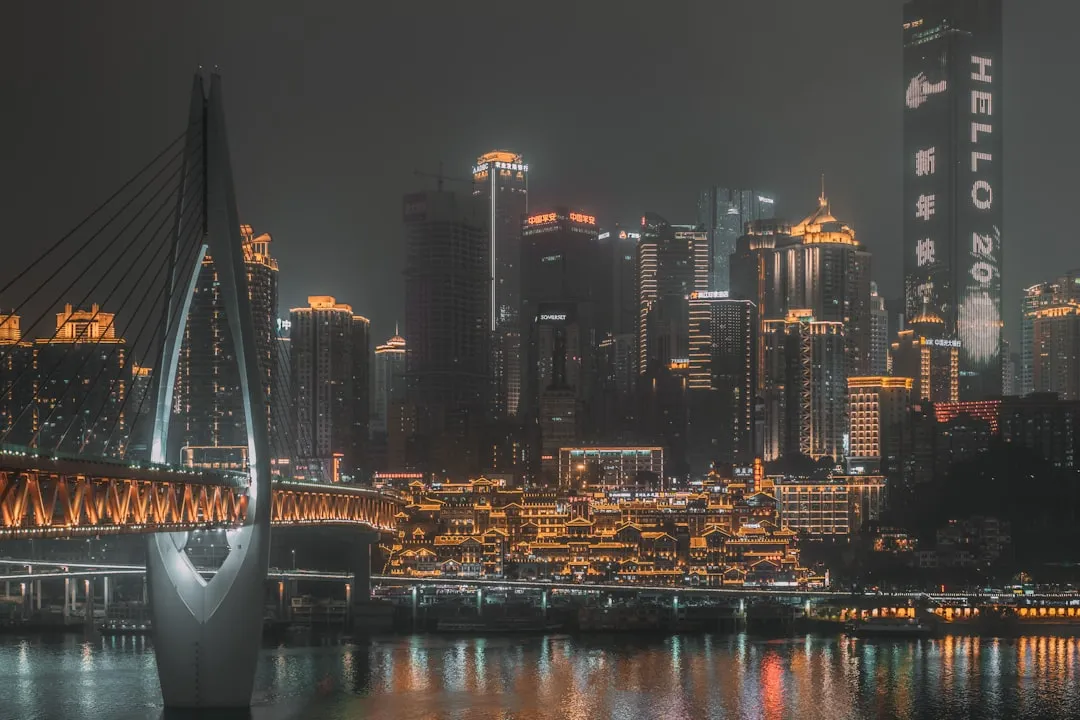 数控机床选型对比:加工效率与投资回报的平衡策略